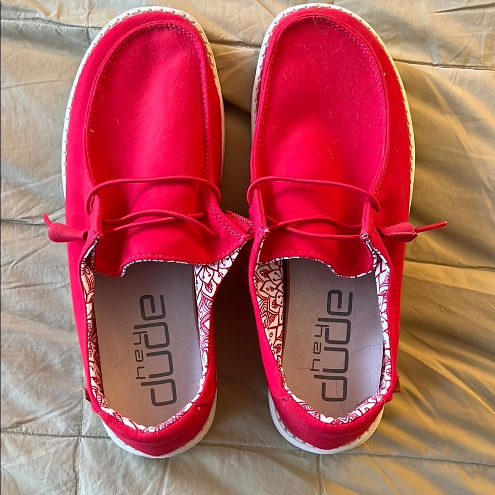Hey Dude Wendy - Red Size 9